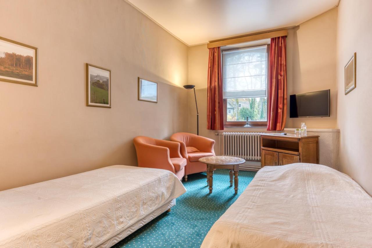 Hotel Le Cor De Chasse Saint-Hubert Exterior photo